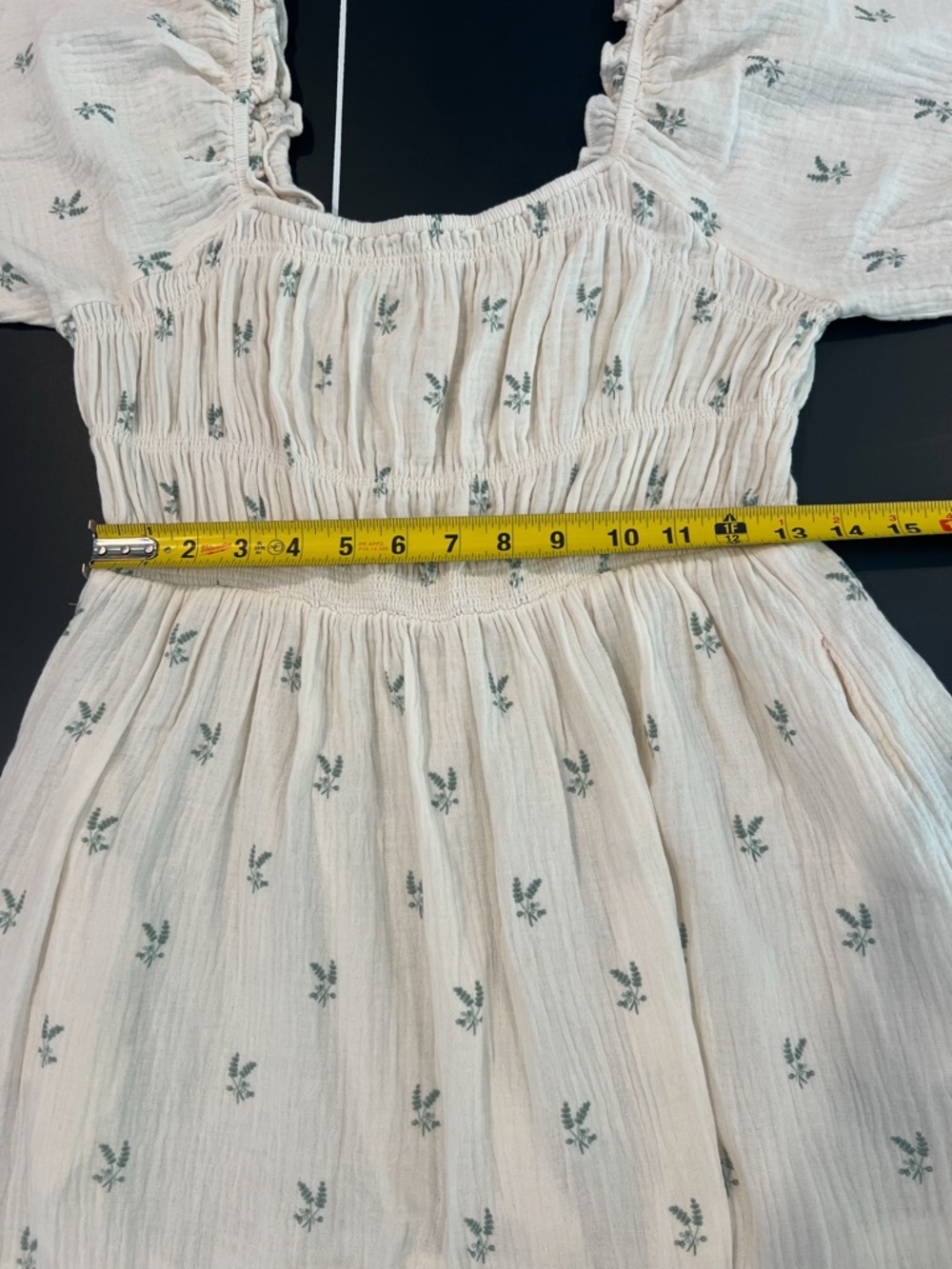 Grade and Gather Cream and Green Floral Smocked Cotton Midi Dress Womens Small - Picture 12 of 13